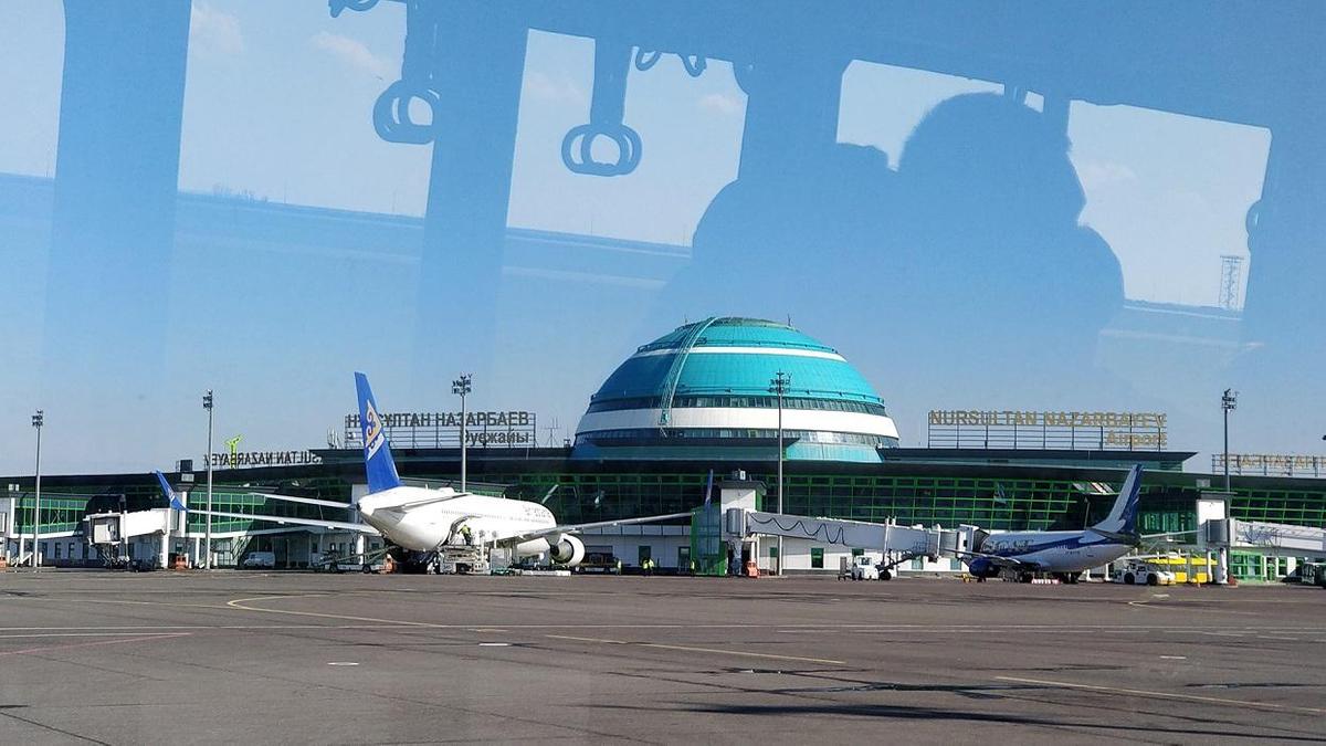 Пьяный мужчина устроил дебош в аэропорту Нур-Султана