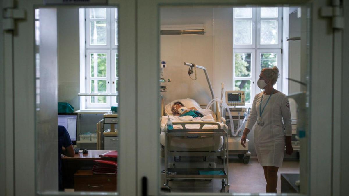 Военные госпитали в Нур-Султане и Алматы начали принимать пациентов с COVID-19