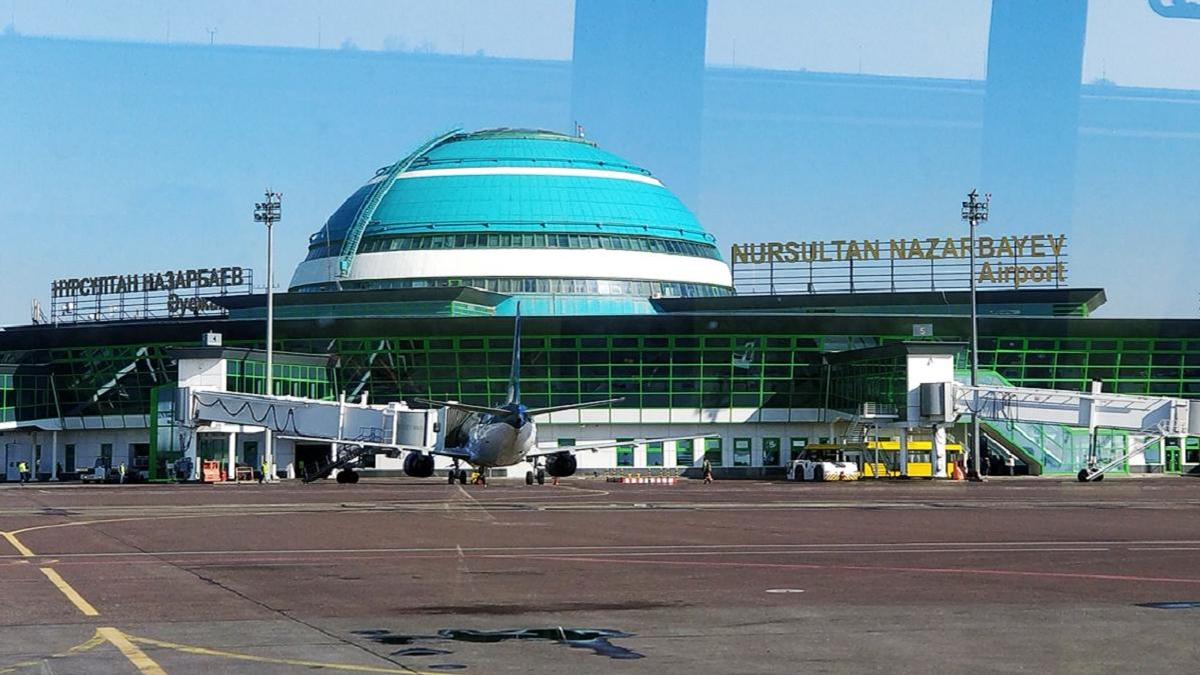В аэропорт Нур-Султана будут пускать только по приложению Ashyq
