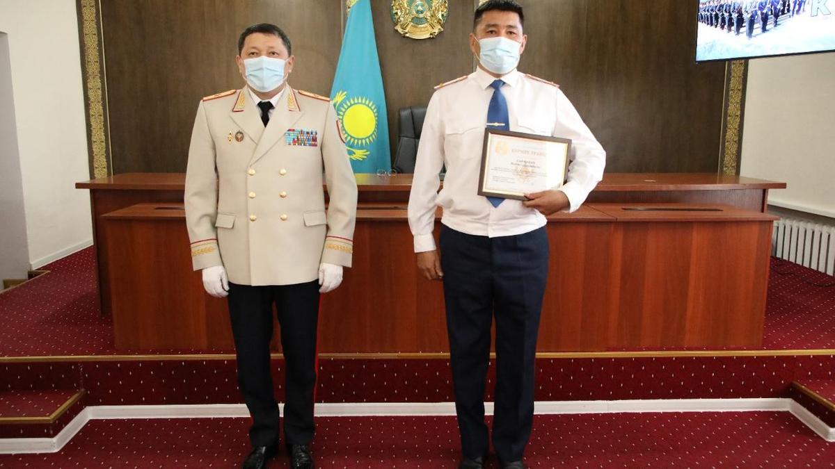 В День казахстанской полиции награждены отличившиеся сотрудники столицы