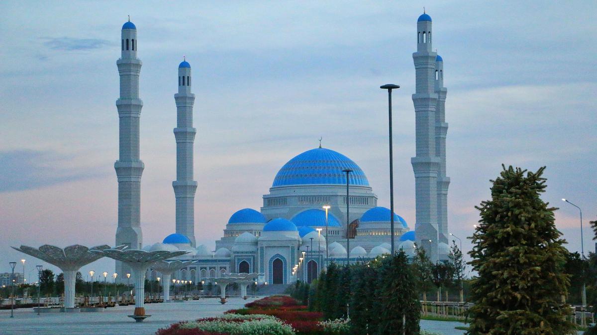 Фотография мечети в Центральной Азии