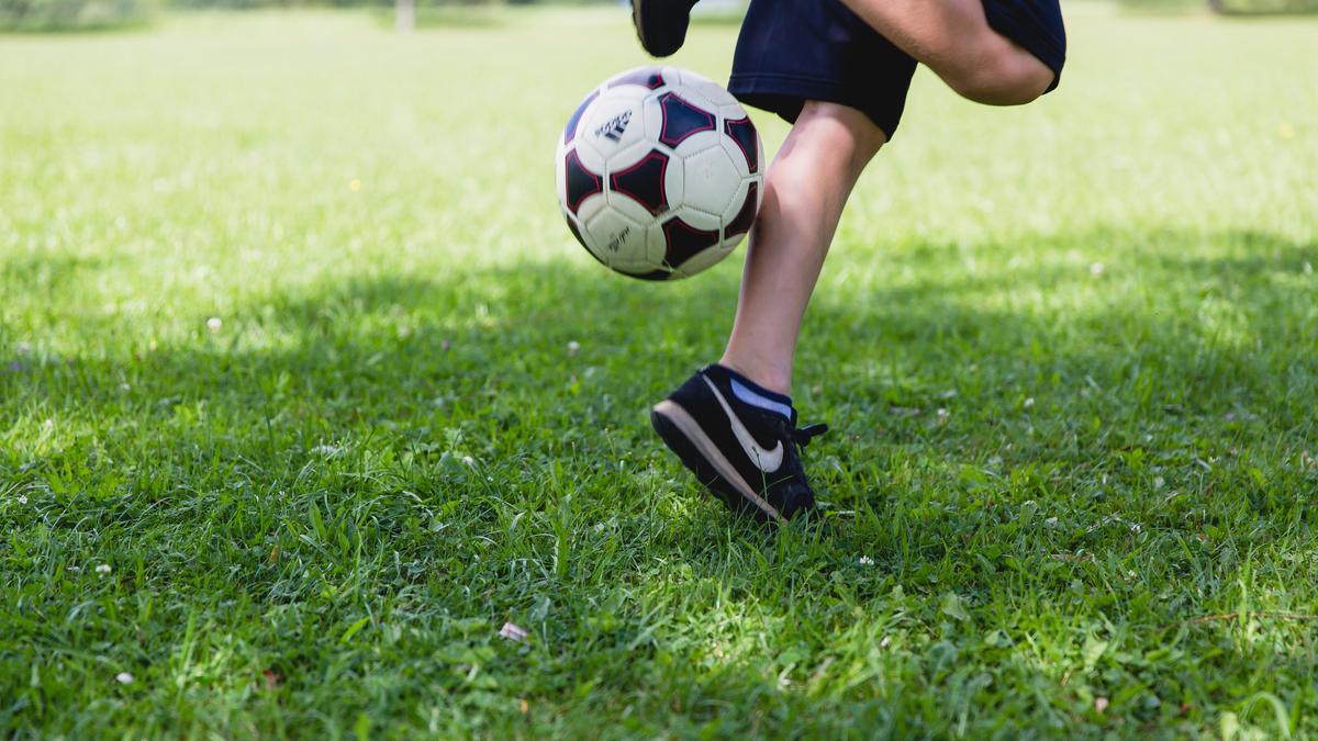 Контактная информация детских футболистов в Нур-Султане