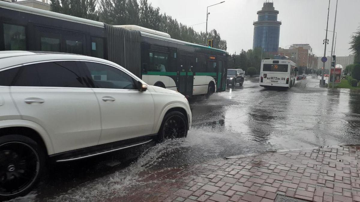Нур-Султан затопило из–за сильных дождей (фото