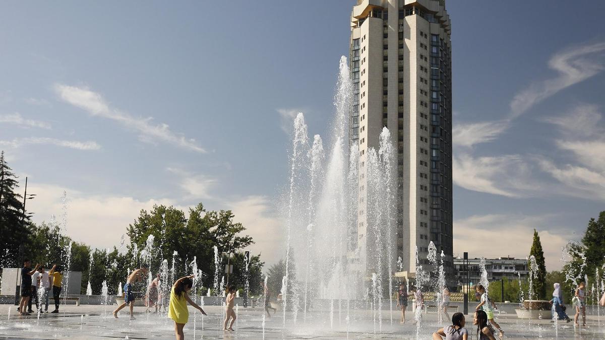 Жара до 36 градусов и грозы ожидаются в крупнейших городах Казахстана