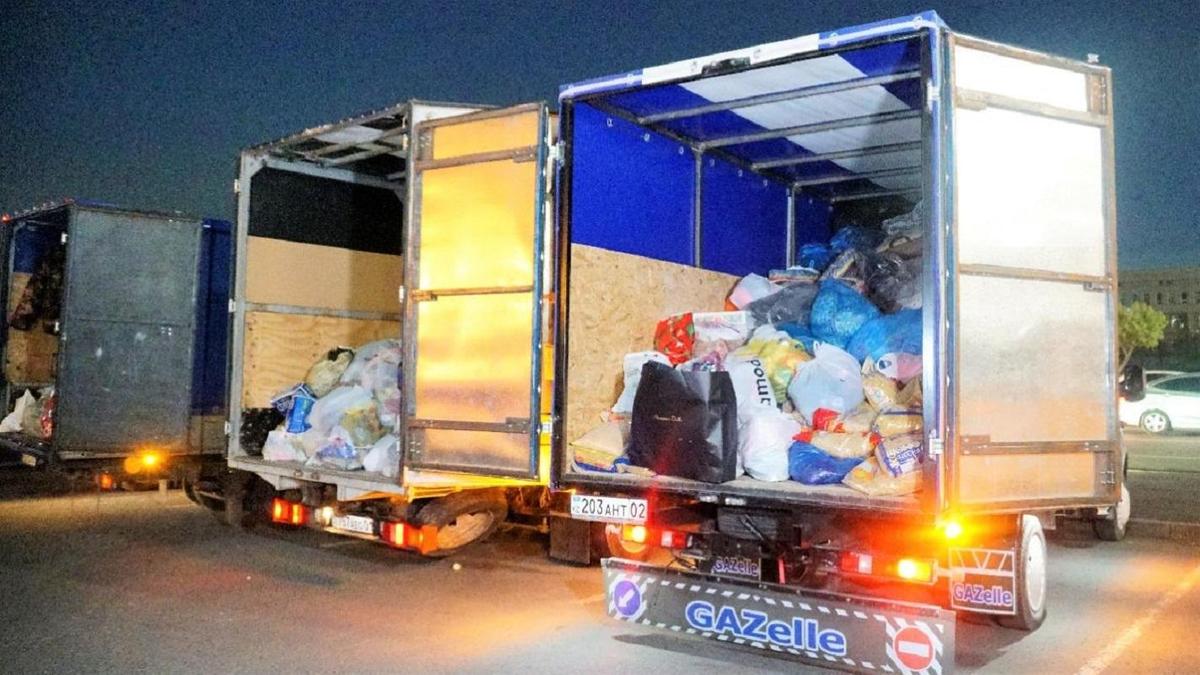 Из Нурсултана в Костанай было направлено 8 грузовиков с гуманитарной помощью.