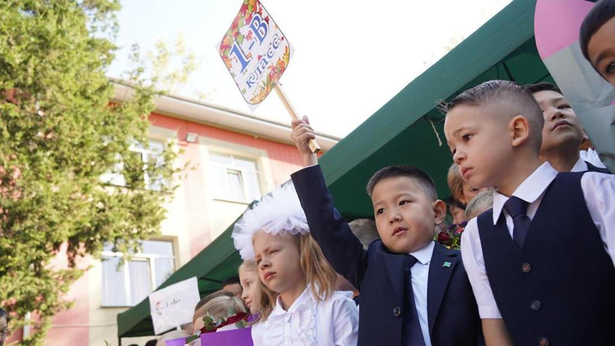 В Ставропольском крае установлен рекорд по количеству первоклассников: в одной школе набрано 18 первых классов.