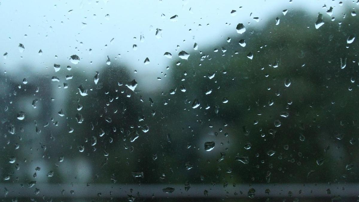 В трех крупнейших городах Казахстана ожидается дождь.