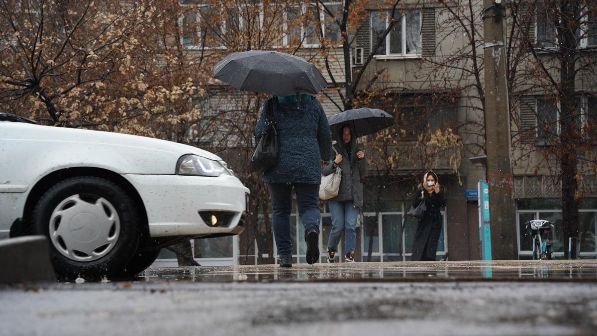 Какую погоду можно ожидать в крупных городах Казахстана?