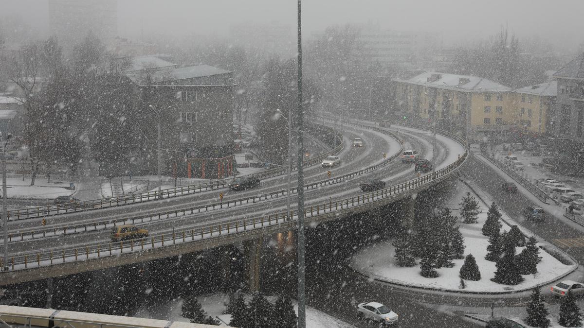 В крупных городах Казахстана вероятны снегопады и температура воздуха 20 градусов.