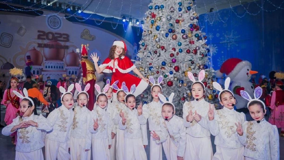 Астана поздравляет детей с праздником