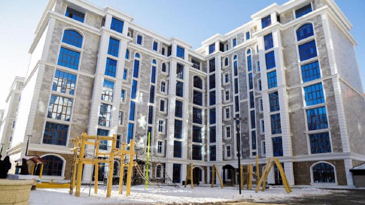 Более 300 семей-инвесторов получили ключи от квартир в Астане