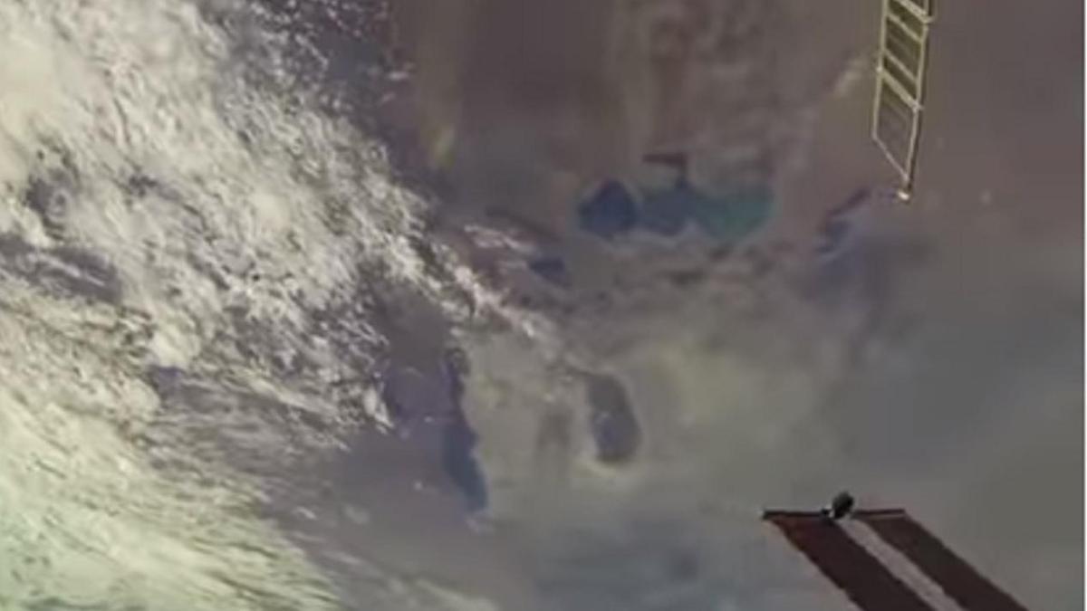 Космонавт показал из космоса Аральское море и Байконур