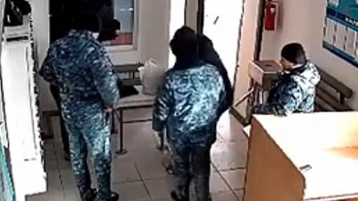 Заместитель начальника колонии Алматинской области уволен с занимаемой должности после видео в Сети