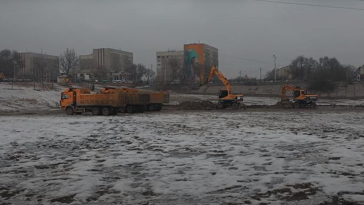 Впервые за 50 лет началась очистка дна озера Сейран в Алматы (видео)
