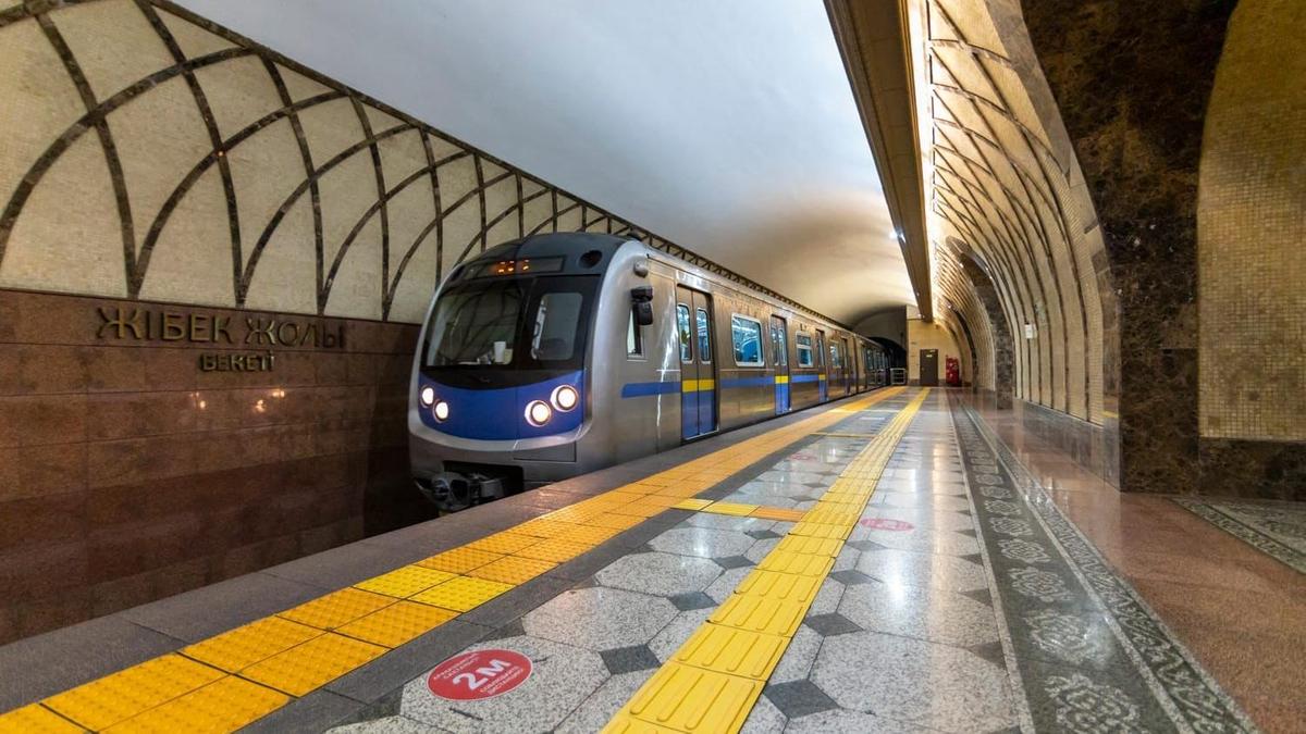 Поезда алматинского метро будут ходить чаще в часы пик
