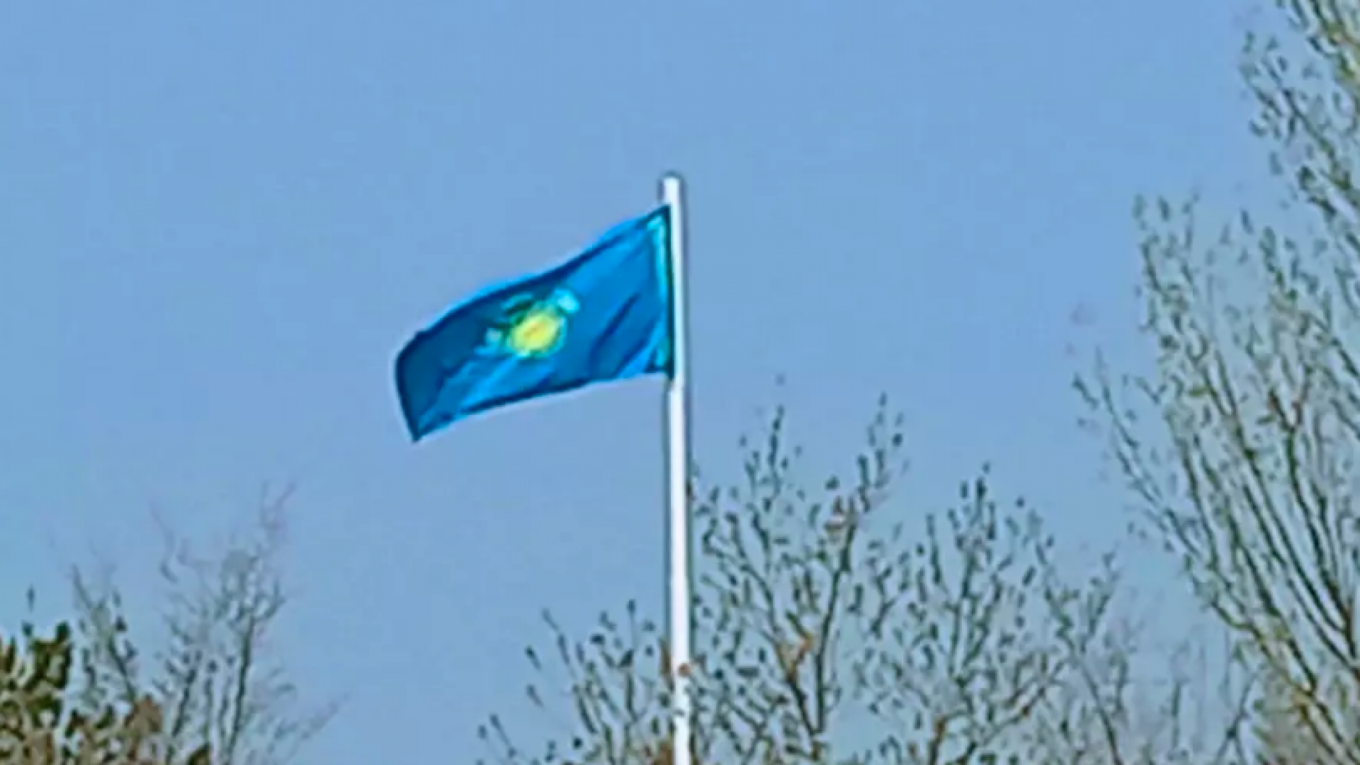 Шок! Перевернутый флаг Казахстана в Астане! Узнайте подробности!